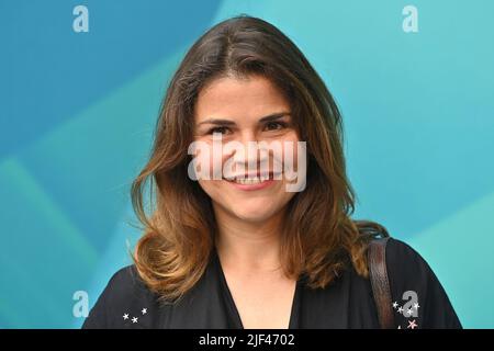 München, Deutschland. 28.. Juni 2022. Katharina WACKENAGEL (Schauspielerin) Einzelbild, abgeschnitten Einzelmotiv, Porträt, Porträt, Porträt. ZDF-Empfang/ Treffen in der H`ugo`s Bar anlässlich der Münchner Filmfestspiele am 28.. Juni 2022 Quelle: dpa/Alamy Live News Stockfoto